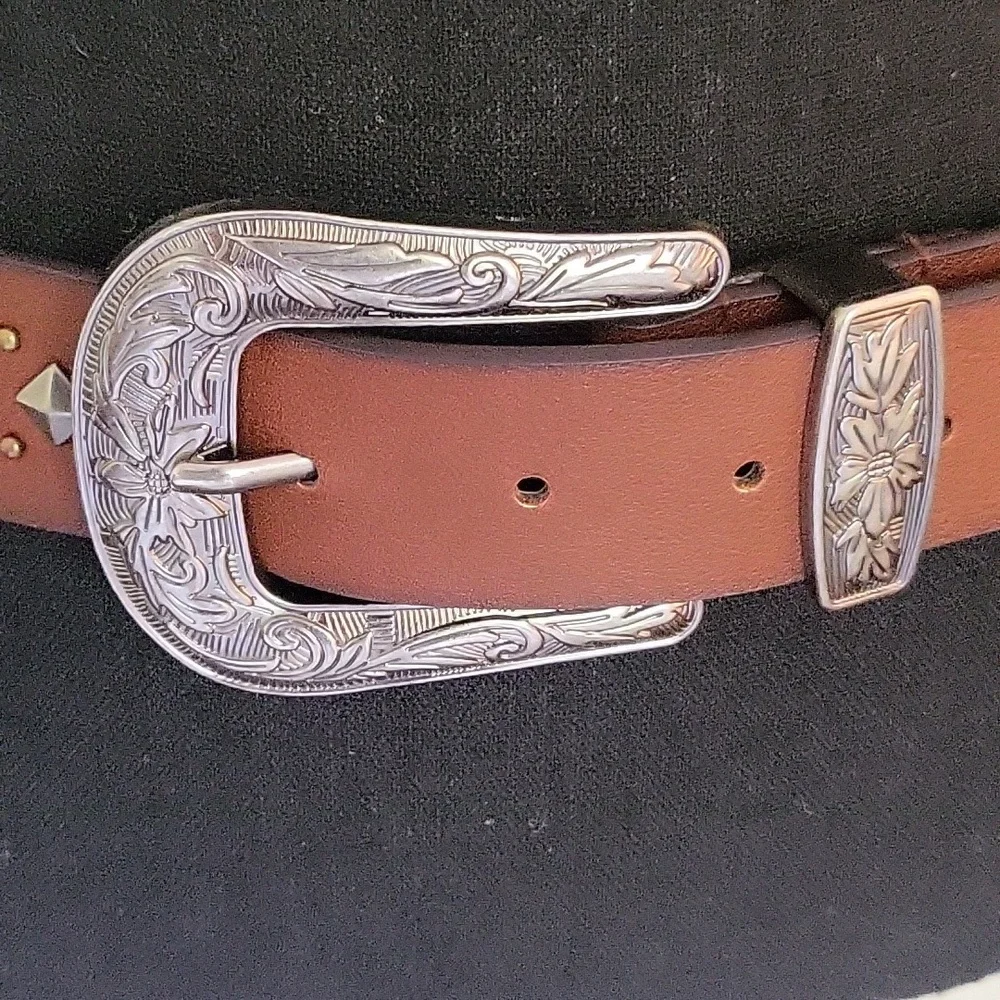 Western Unbranded Leather/Faux?‎ Belt